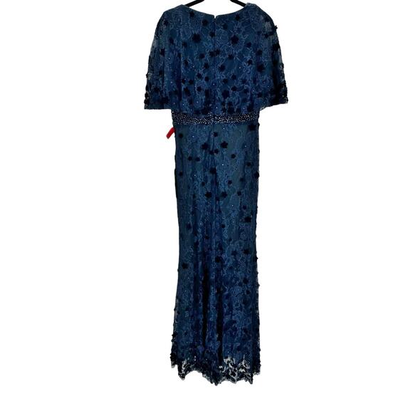 Mac Duggal 67712 Midnight Floral Appliqué Flutter Sleeve Lace Gown Size 10 NWT - Picture 2 of 12